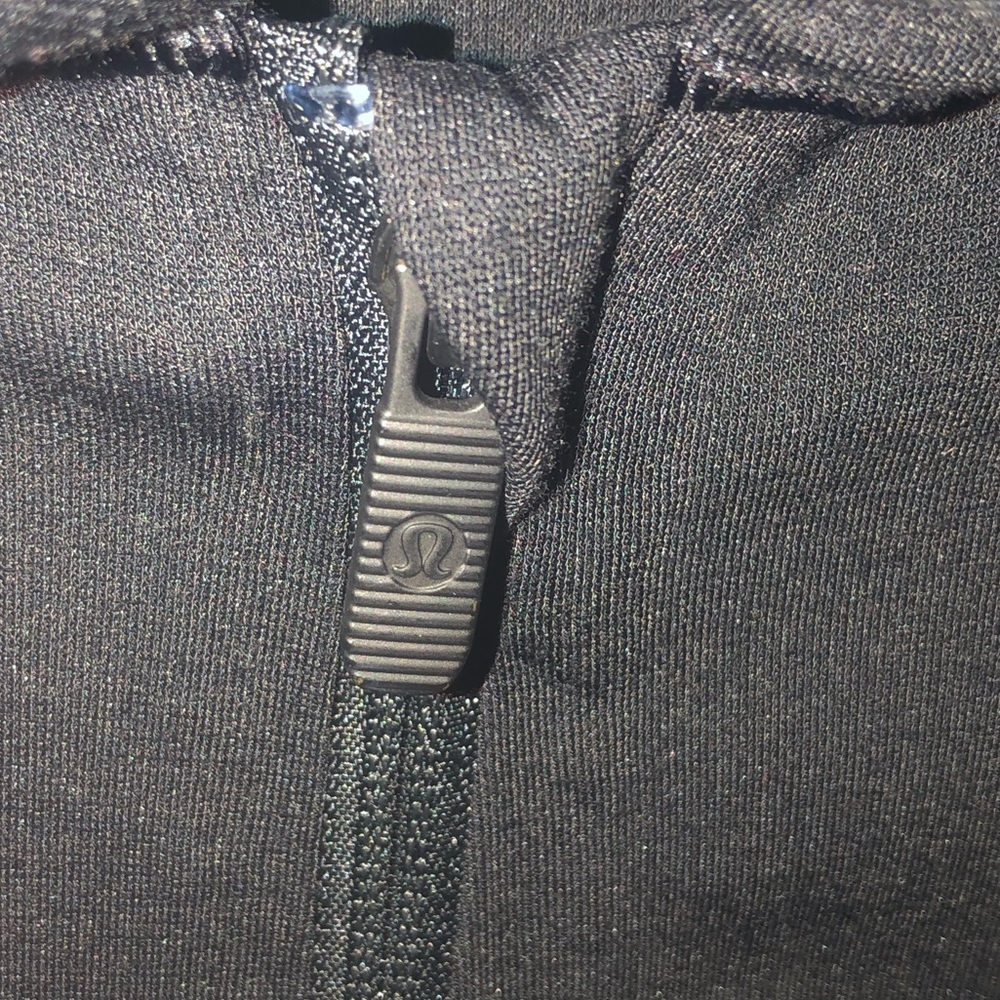 Lululemon jacket - Picture 4 of 6